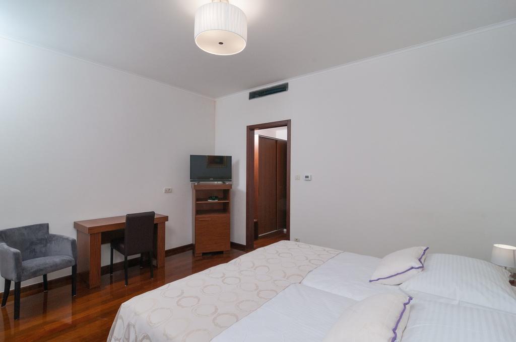 Luxury Rooms Near The Beach Spalato Esterno foto
