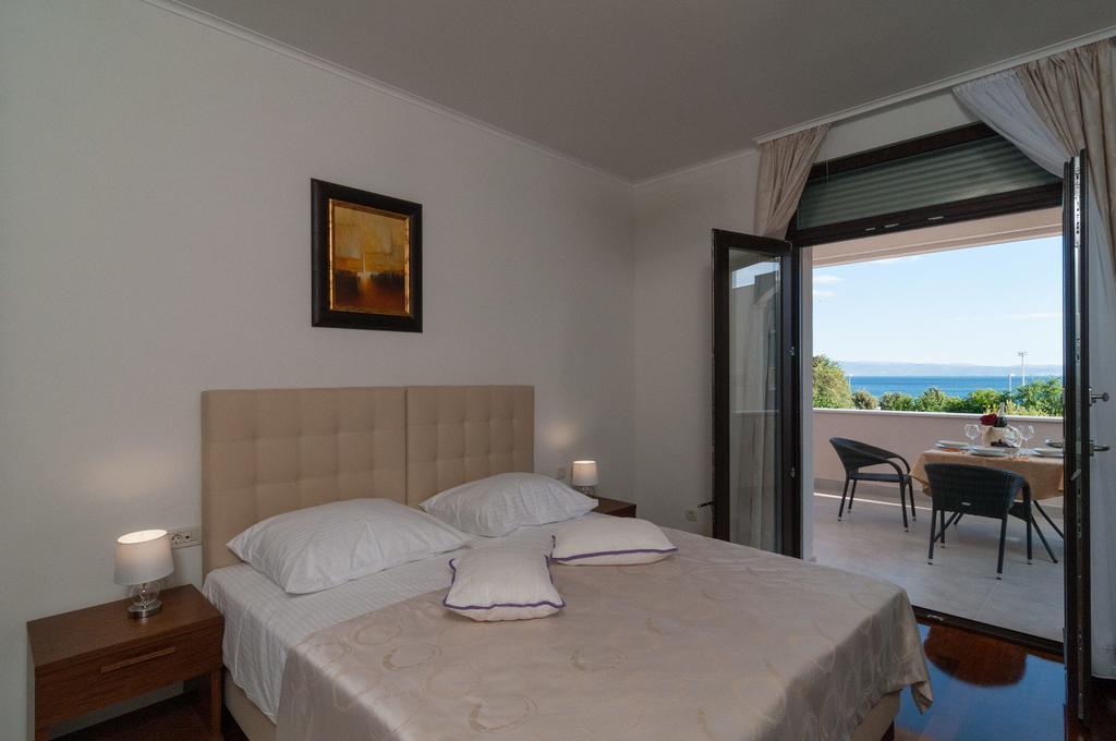 Luxury Rooms Near The Beach Spalato Esterno foto